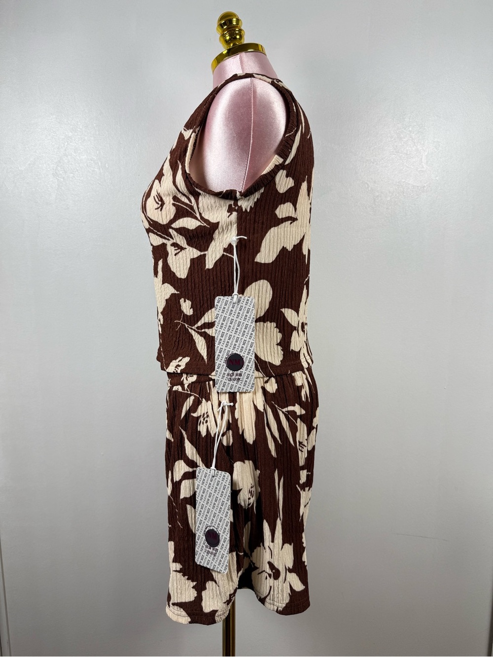 New Mix 2-Piece Crop To & Short Set Coffee Brown Floral NWT Size 2X/3X - Picture 8 of 8